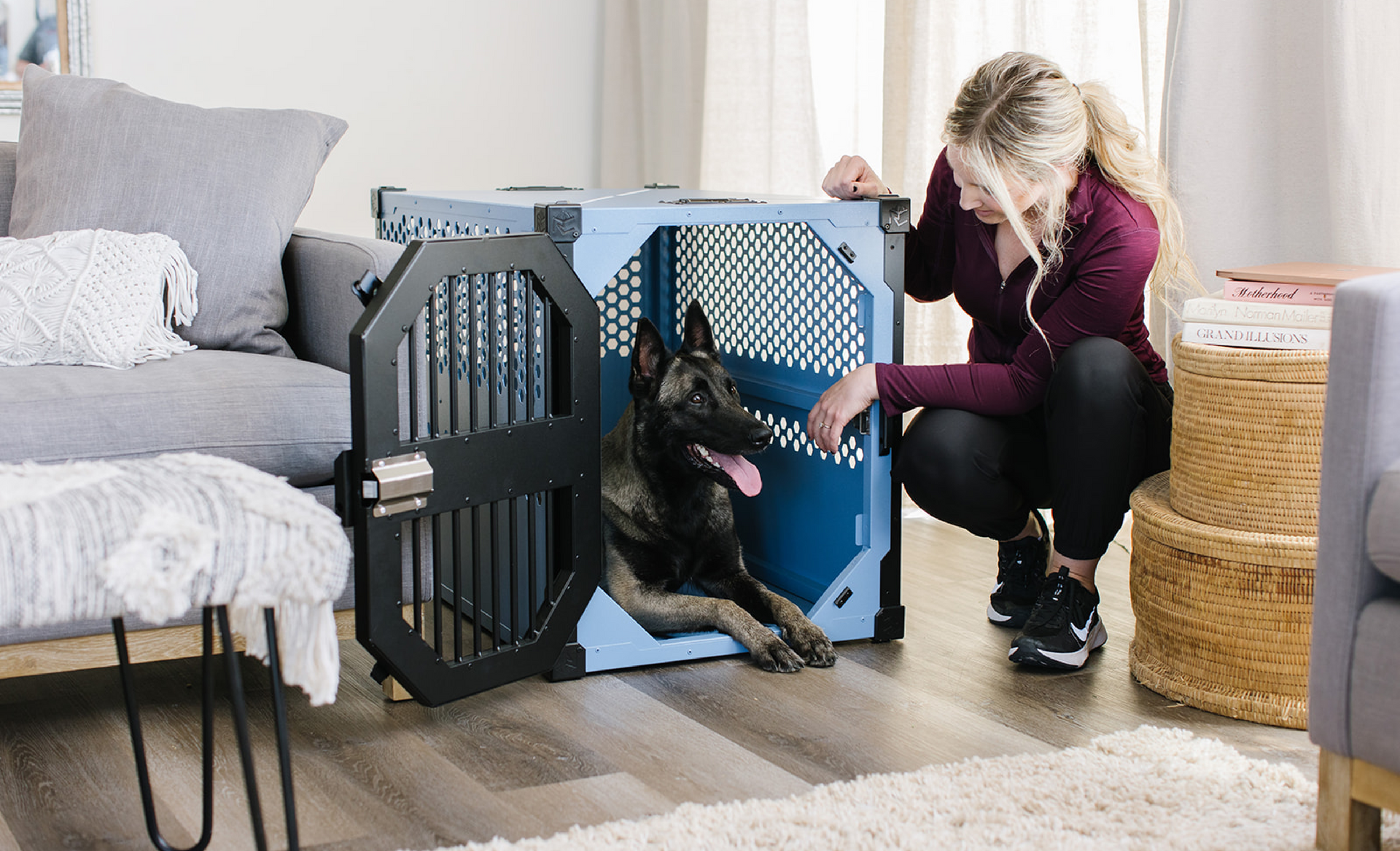 Load video: Blue collapsible crate for high anxiety dogs. Protect your dog and your home with Rock Creek Crates&#39; Collapsible Dog Crate.